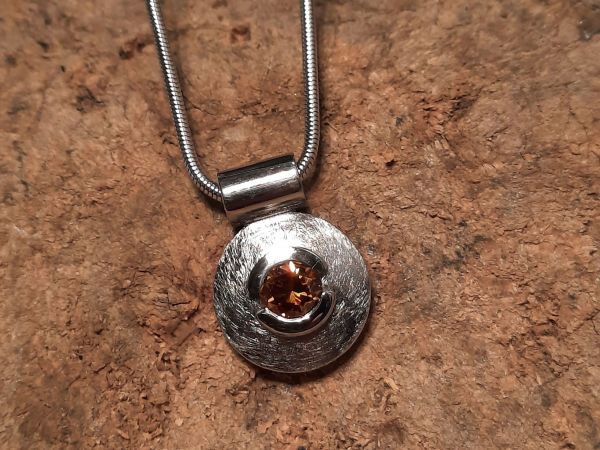 Collier mit Brillantbesatz und Aquamarin | Goldschmiede Hornung Groen